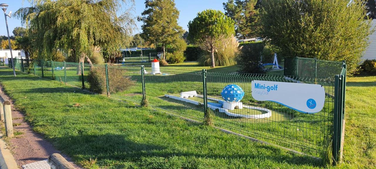 Mobilhome 2Ch Climatise-Terrasse Fermee-4 Velos-Camping 4 Etoiles Les Charmettes Les Mathes Buitenkant foto