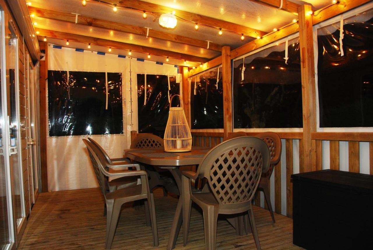 Mobilhome 2Ch Climatise-Terrasse Fermee-4 Velos-Camping 4 Etoiles Les Charmettes Les Mathes Buitenkant foto