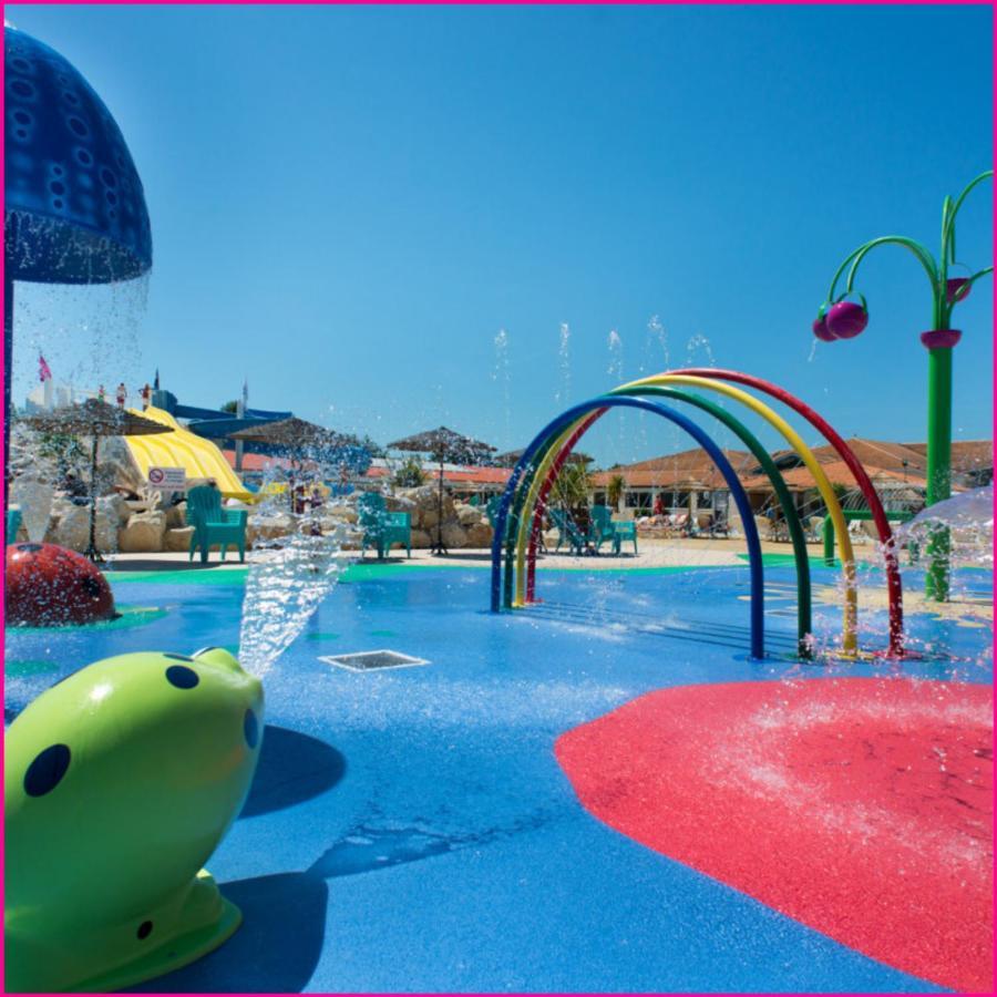 Mobilhome 2Ch Climatise-Terrasse Fermee-4 Velos-Camping 4 Etoiles Les Charmettes Les Mathes Buitenkant foto