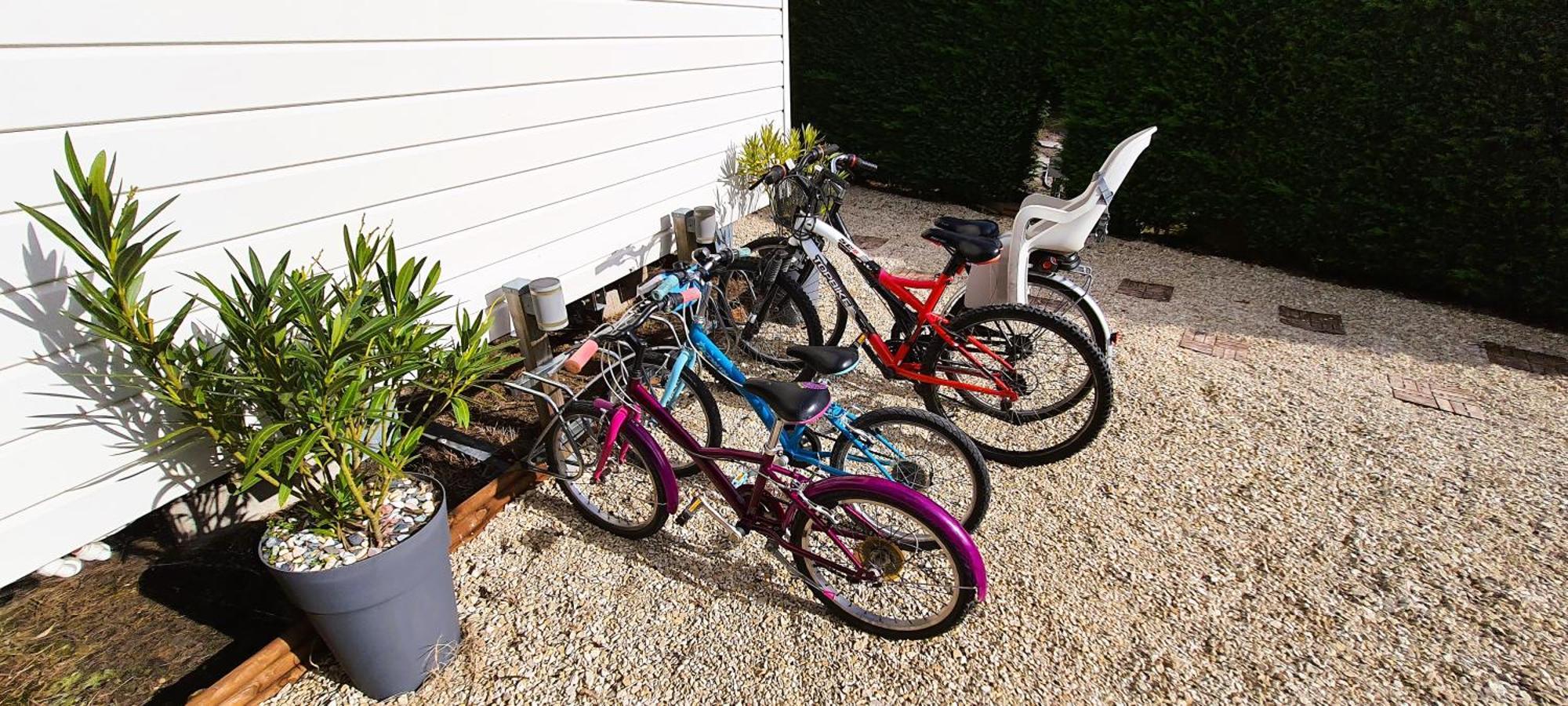 Mobilhome 2Ch Climatise-Terrasse Fermee-4 Velos-Camping 4 Etoiles Les Charmettes Les Mathes Buitenkant foto